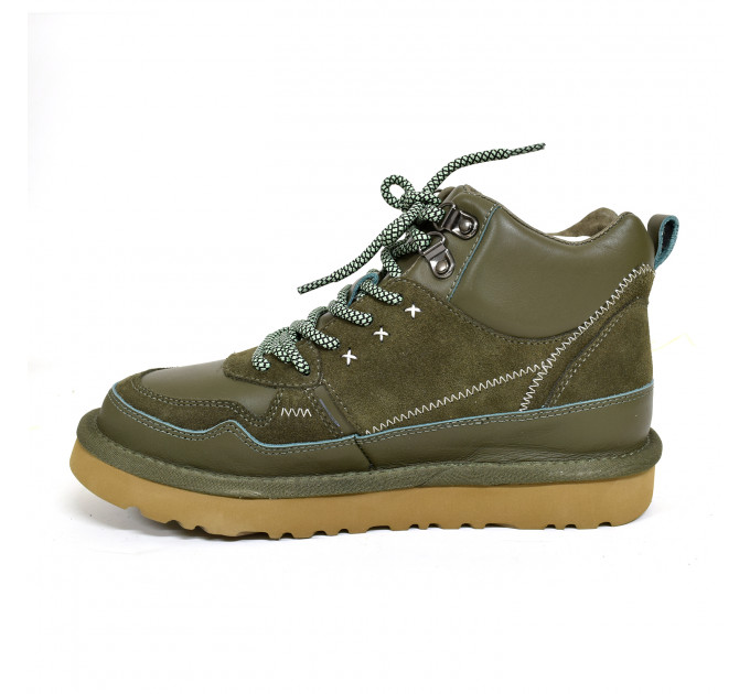 UGG ALASKA BOOTS KHAKI